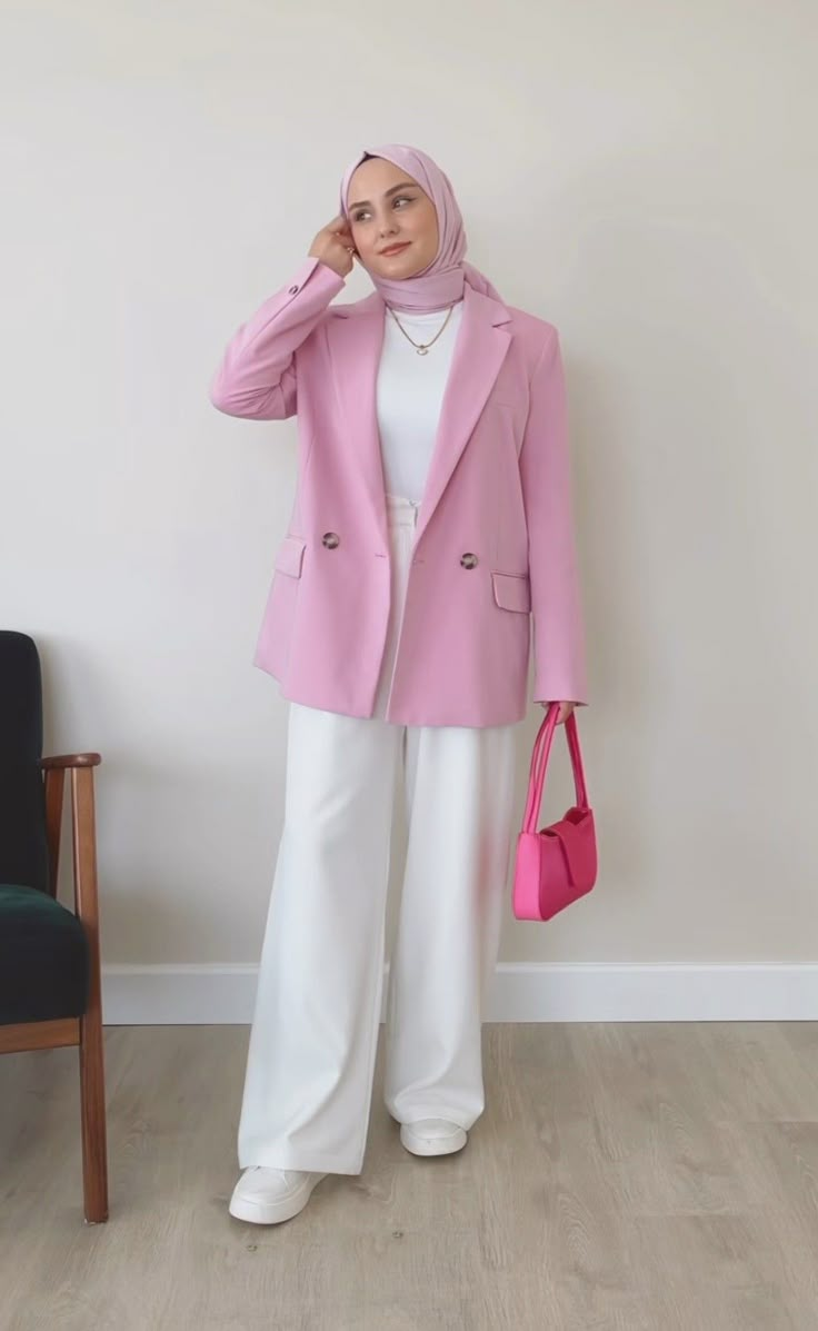 Hijab Styles On Western, Hijab Corporate Outfit, Hijab Fashion Inspiration Summer 2024, Formal Hijab Outfit, Fesyen Islam, Estilo Hijab, Stile Hijab, Modest Casual Outfits, Blazer Outfits For Women