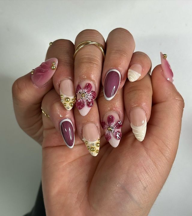 𝓞𝓒 𝓷𝓪𝓲𝓵 𝓪𝓻𝓽𝓲𝓼𝓽 | 𝓰𝓮𝓵-𝔁 (@gelxbysum) • Photos et vidéos Instagram Floral Summer Nails, Colored Acrylic Nails, Summery Nails, Girly Acrylic Nails, French Acrylic Nails, Sparkle Nails, Beach Nails, Fire Nails, Pretty Acrylic Nails