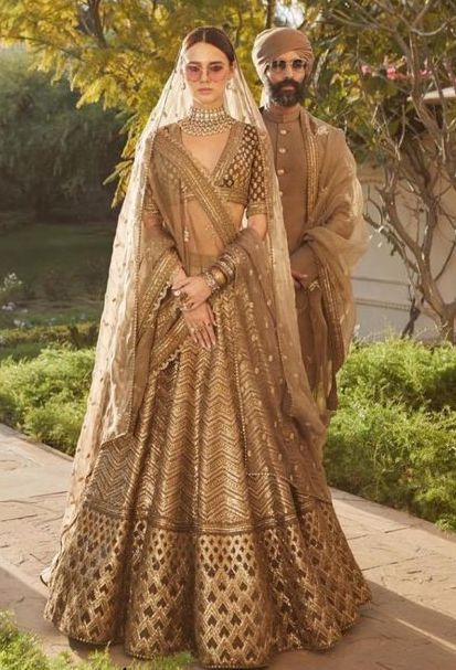 Sabyasachi Bridal Collection, Golden Bridal Lehenga, भारतीय �दुल्हन संबंधी, Sabyasachi Collection, Lehenga Inspiration, डिजाइनर कपड़े, Sabyasachi Bridal, Latest Bridal Lehenga, Women Warriors