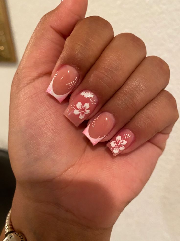 Nails Summer 2024 Square, Girly Acrylic Nails Short Square, Short Square Acrylic Nails Charms, Summer Nails Inspo 2024 Square, Short Short French Nails, Cute Summer Nail Designs For Short Nails, Short Nails With Hibiscus Flower, Cute Short Acrylics, Square Nails Inspo Aesthetic