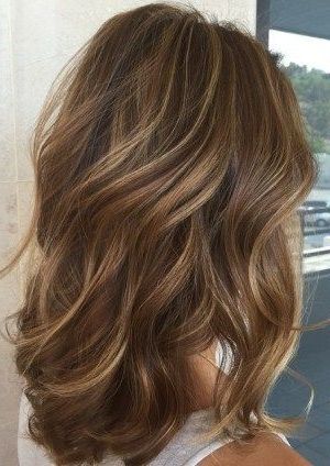 Medium Lenth Hair, Curly Color, Latest Hair Color, Bronde Hair, Caramel Highlights, Hair 2024, Brown Blonde Hair, Brown Hair With Highlights, Hair Length