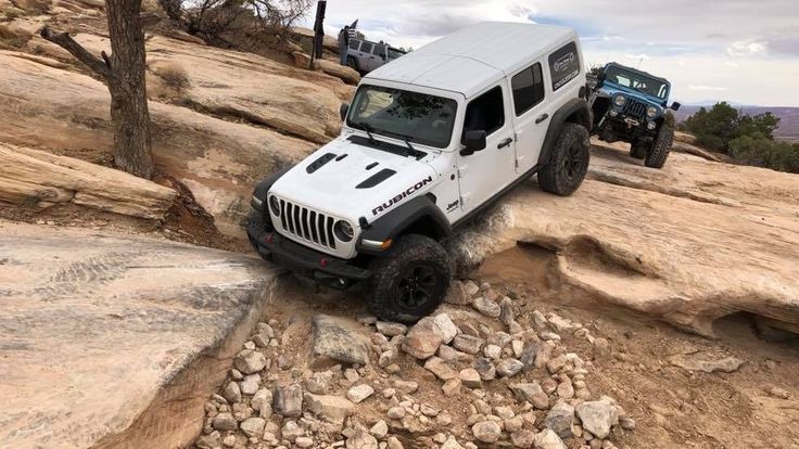 Cross Jeep