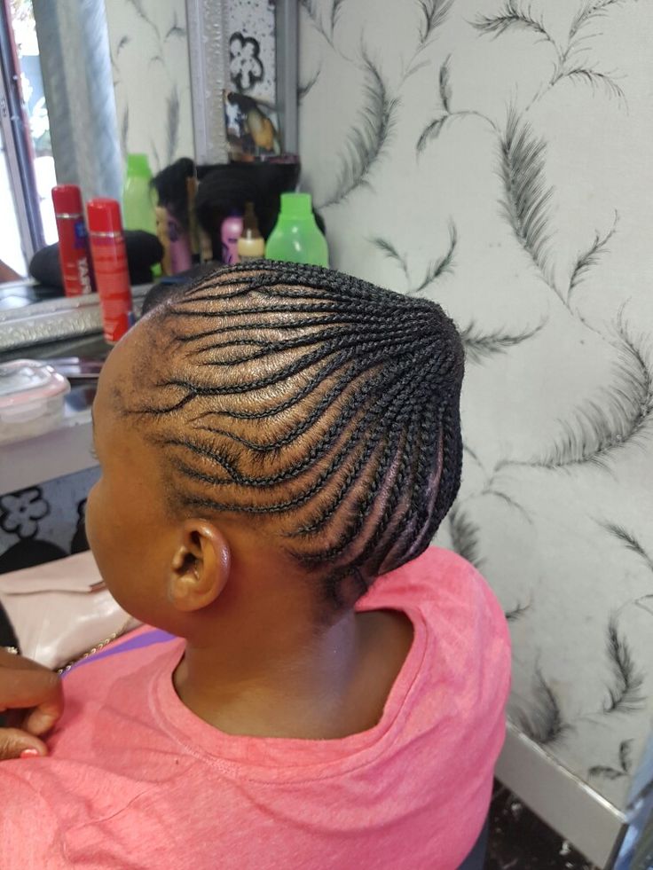 Conrows Lines For Black Women Natural Hair, Natural Hair Conrows Lines, Small Lines Hairstyle For Black Kids, Kids Freehand Hairstyles, Freehand Hairstyle For Black Women, Small Lines Hairstyle, Small Lines Cornrows With Natural Hair, Free Hand Styles For African Hair, Freehand Hairstyle