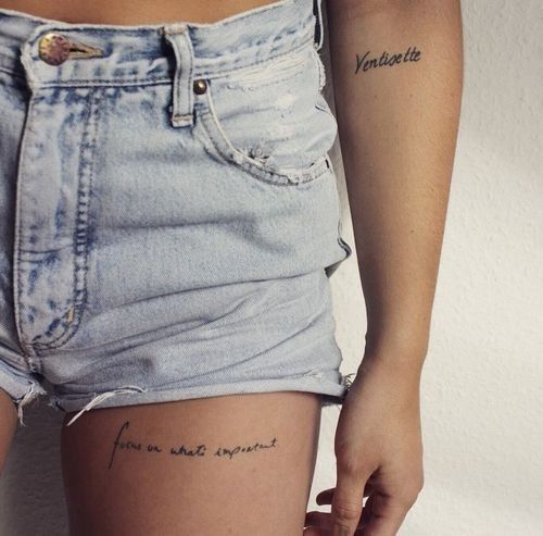 Small Thigh Tattoos, Thigh Tattoo Quotes, Upper Thigh Tattoos, Geniale Tattoos, Inspiration Tattoos, Thigh Tattoos Women, Thigh Tattoos, Simplistic Tattoos, Popular Tattoos