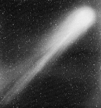 an image of a comet flying through the sky with stars in the foreground and on the far side