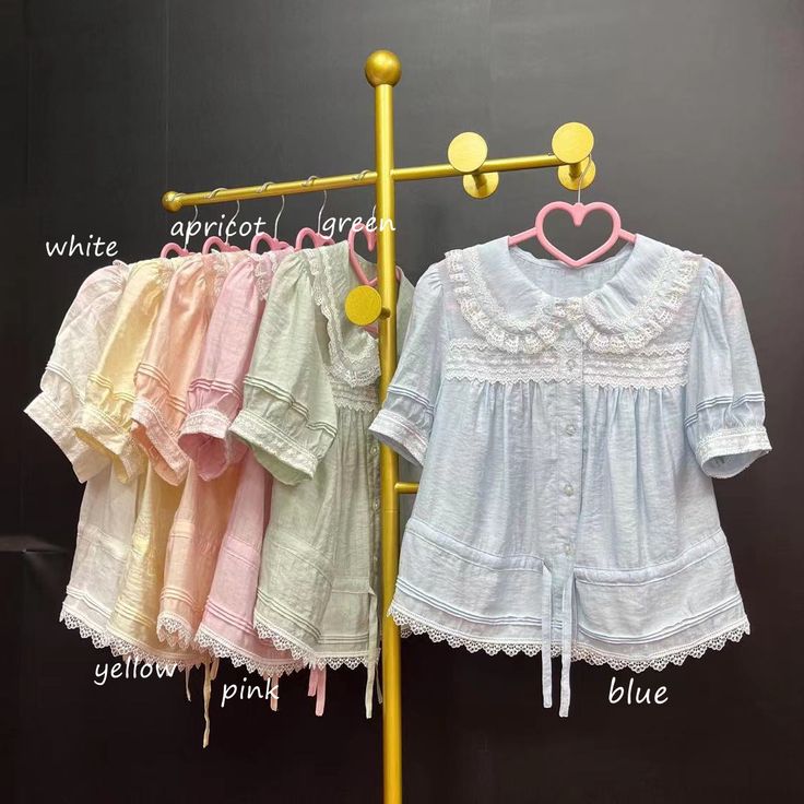 Size 			M 			L 		 		 			Bust 			96 			100 		 		 			Waist 			100 			104 		 		 			Shoulders 			33 			34 		 		 			Full Length 			49 			50 		 		 			Sleeve Length 			22 			22.5 Casual Doll Collar Top For Spring, Summer Cotton Blouse With Doll Collar, Casual Doll Collar Blouse For Summer, Summer Cotton Top With Doll Collar, Cute Short Sleeve Tops For Daywear, Pan Collar Blouse, Peter Pan Collar Blouse, Summer Lace, J Fashion