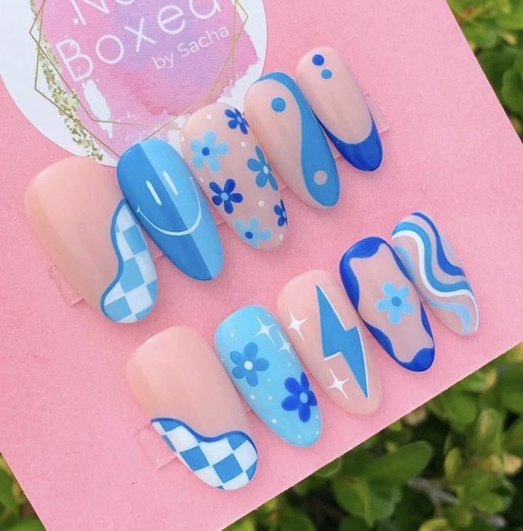 Jade Nails Designs, Acrylic Nails Almond Shape, Jade Nails, Kutek Disney, Fake Nails Designs, Gel Nails Diy, Simple Gel Nails, Summery Nails, Girly Acrylic Nails