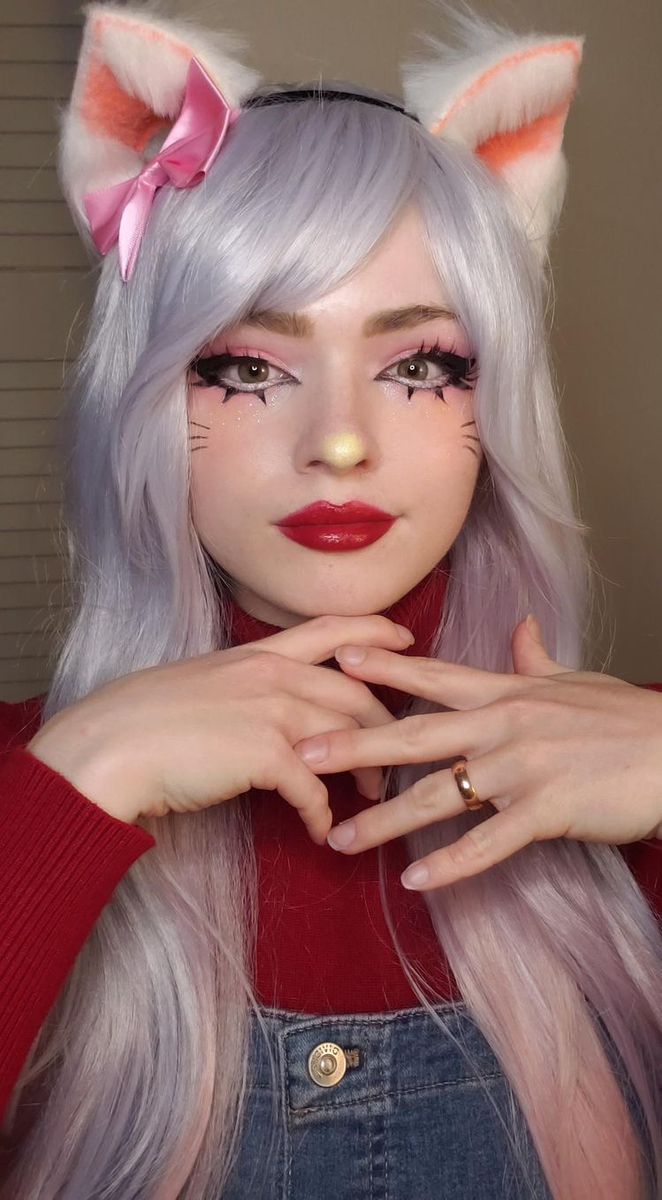 Kawaii Pink Makeup Looks, Kawaii Cat Makeup, Halloween Kitty Costume, Bibble Barbie Makeup, Hello Kitty Costume Makeup, Hello Kitty Make Up Look, Hello Kitty Cosplay Makeup, Hello Kitty Cosplay Costumes, Hello Kitty Makeup Look Easy