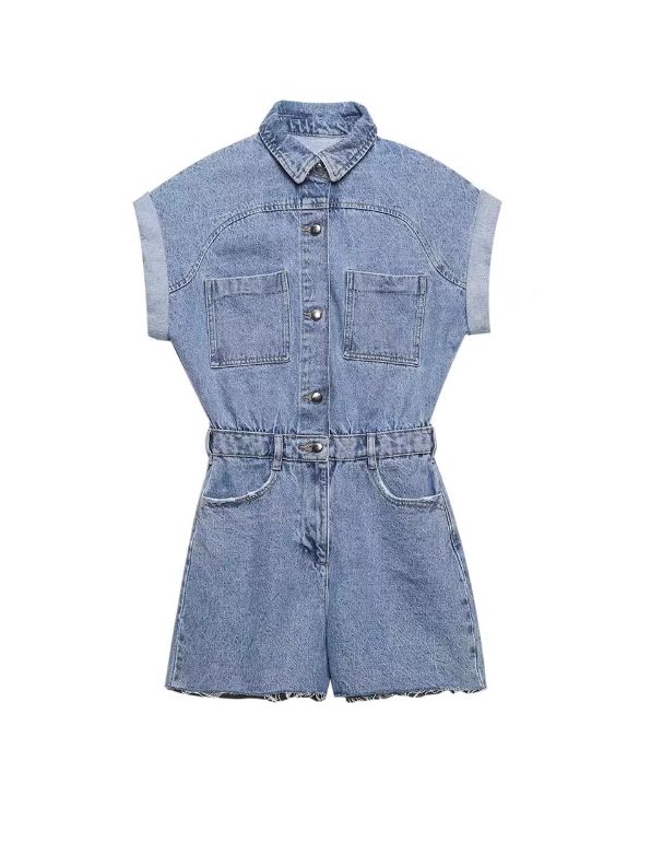 Blue Denim Short Jumpsuit | J - STAYC L Green Tweed Suit, Denim Short Jumpsuit, Fashion Chingu, Denim Patches, Blue Denim Shorts, Denim Button Down, Denim Short, Red Shorts, Leather Shorts