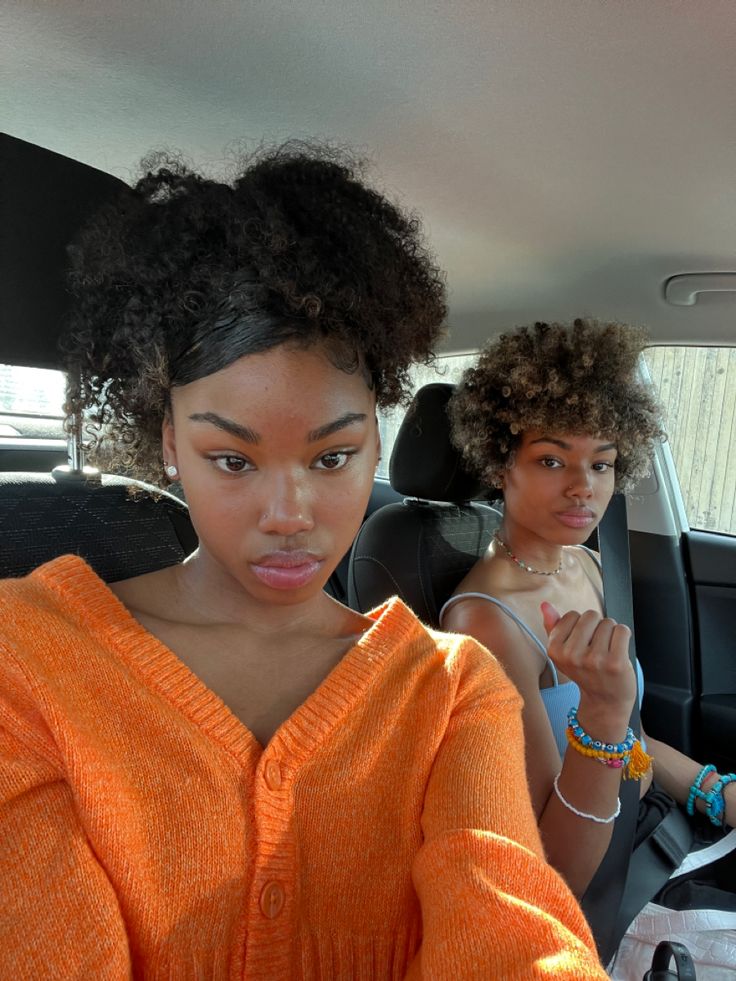 Black Female Natural Hairstyles, Medium Length Curly Hairstyles Black Women, Hairstyles For Medium Length Hair Black Women Naturally Curly, Natural Medium Length Hairstyles Black, Cute Short Curly Hairstyles Black Women, Black Women Black Hair, Sisters Black, Short Hair Black, Quick Natural Hair Styles