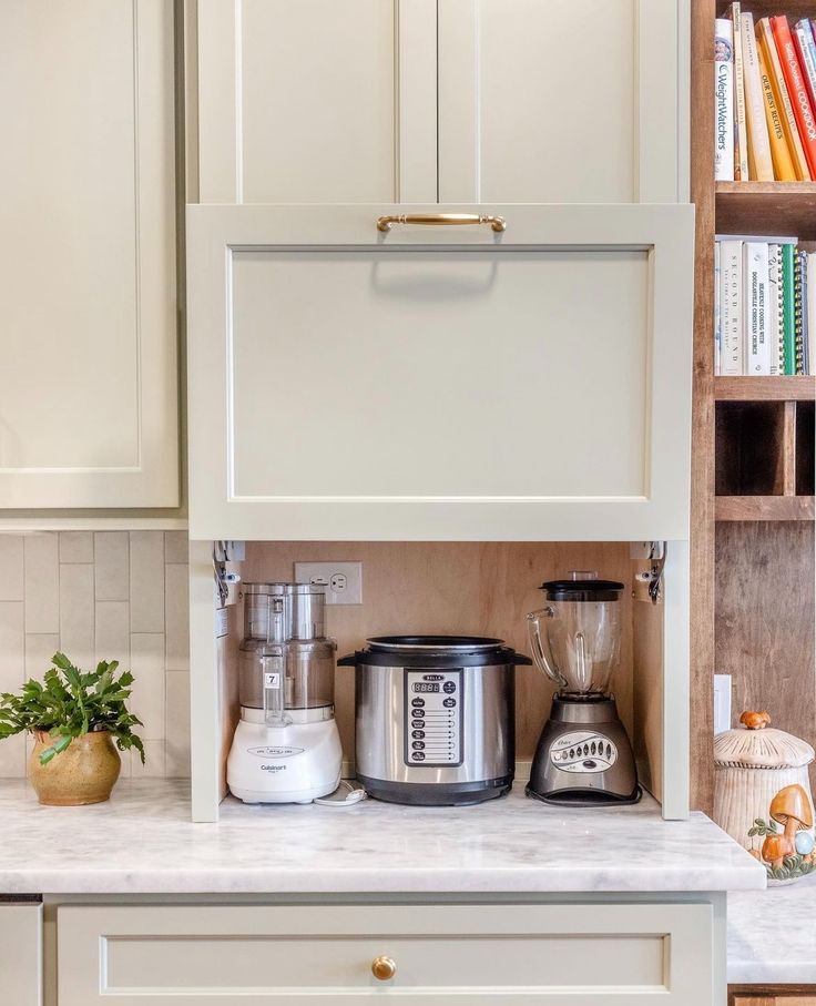 the kitchen counter is clean and ready to be used as an appliance for cooking