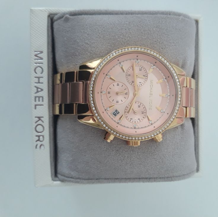 Gorgeous! *Two Tone Pink And Gold Watch *No Scratches Or Any Signs Of Wear That I Can See. Bottom Of The Watch Box Is A Little Dusty But That's It *Battery Does Not Work! But Can Easily Be Changed! *Purchased At Macys 2 Years Ago For $250 *Make Me A *Reasonable* Offer And Bundle To Save! Pink Chronograph Watch As Gift, Pink Chronograph Watch For Gift, Pink Chronograph Watch For Formal Occasions, Pink Michael Kors Watch With Metal Dial, Pink Watch With Subdials As Gift, Pink Watches With Subdials As A Gift, Luxury Pink Analog Watch, Michael Kors Luxury Pink Watch, Michael Kors Bradshaw Watch