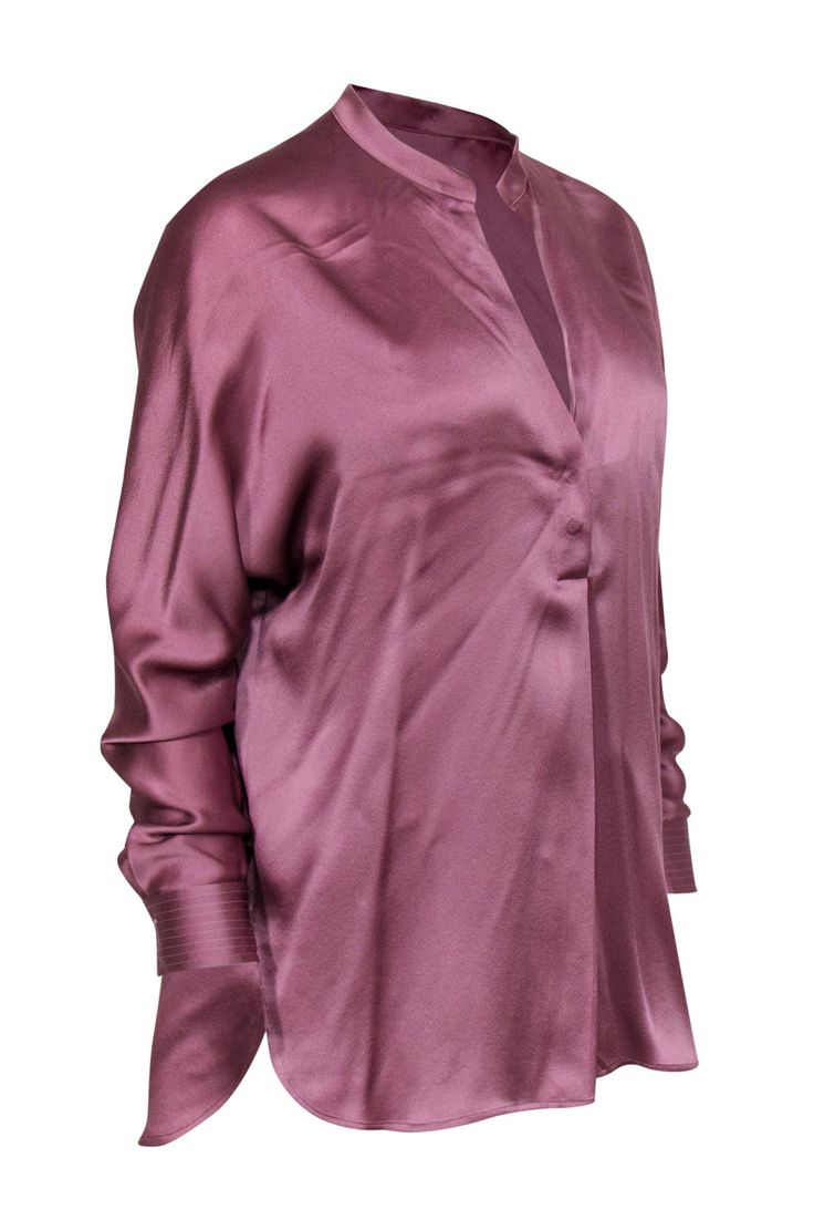 Go soft and silky with Vince blouse! Made of luxe silk in a lovely light purple hue, this light and airy beauty is the perfect top to layer with all your polished professional pieces. Whether you’re headed off to your next big meeting or mingling at a networking event, pair this with sleek slacks and a matching blazer and you’ll be one styling and profiling boss lady! Size S 100% Silk Pullover Two buttons on front of neckline Unlined Relaxed silhouette Notch neckline Long sleeve Slight runs in f Purple Long Sleeve, Sweater Trends, Buy Shoes Online, Networking Event, Contemporary Outfits, Purple Hues, Boss Lady, Sweater Weather, Light Purple