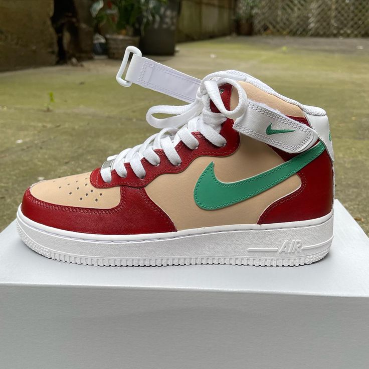 🔥 Brand New 👟 Authentic Sneakers 💫 Every pair is hand painted to order. ✨ Best quality waterproof and scratch-proof paints used. 🎁 Treat the shoes as art as they are delicate and special. 💌 We accept custom orders. Kindly drop a message for the same. Air Force 1 Custom, Custom Air Force 1, Custom Sneakers, Nike Air Force Sneaker, Air Force 1, Custom Orders, Air Force, Sneakers Nike, Force