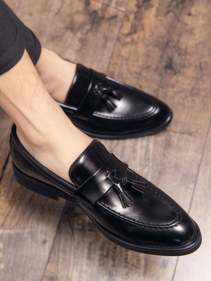 Black     Plain Tassel Loafers Embellished   Men Shoes Comfortable Leather Shoes, Mens Tassel Loafers, Tassel Decor, Slip On Dress Shoes, Moccasins Mens, Black Plain, Driving Moccasins, Elegante Casual, Formal Shoes For Men