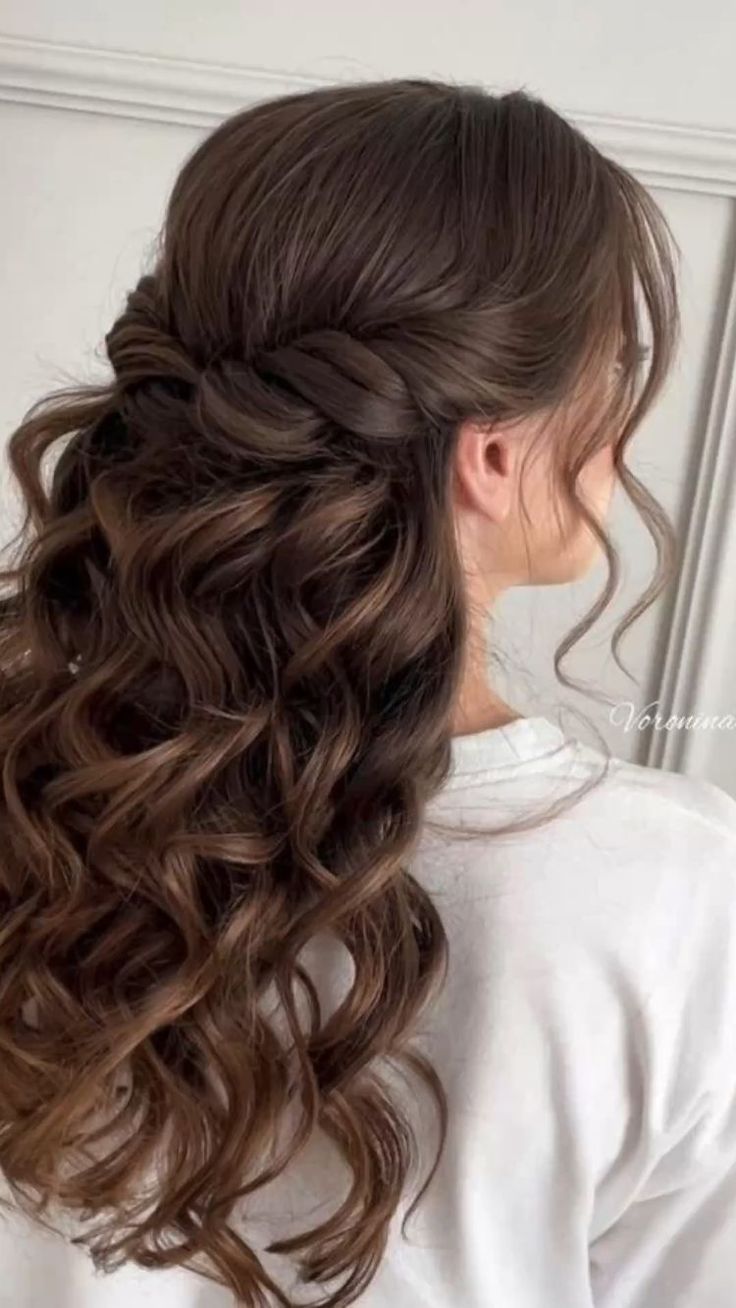 Cute Prom Hairstyles, Simple Prom Hair, Hair Prom, Prom Hairstyles For Long Hair, Half Updo, Green Bridesmaid, Formal Hairstyles, Cool Haircuts, Aesthetic Hair