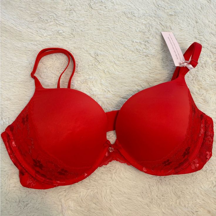 Victoria’s Secret Body By Victoria Red Bra. Brand New With Tags, Smoke Free Home. As Shown In Photos It’s Bit Wrinkly In The Right Pad. Let Me Know If You Have Any Questions. Victoria Secret Body, Red Bra, Women's Intimates, Victoria’s Secret, Women Fashion, Victoria's Secret, Bra, Tags, Brand New