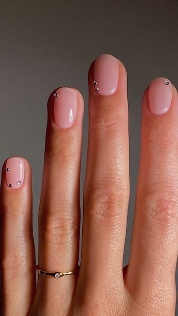 Simple Gems On Nails, Nails For Labor And Delivery, Nails With Small Gems, Nails Dots Minimalist, Ugly Nails Weird, Simple Classy Nail Designs, Pretty Nails Ideas, Simple Manicure Ideas, Nurse Nails