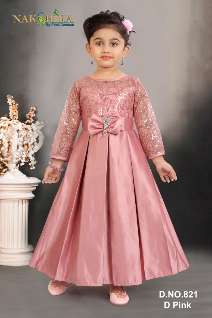 One piece long Gown Baby Gown Design, Female Wears, Simple Dress For Girl, Children Dress, Party Frocks, Dresses Indian, Simple Dress, Baby Gown