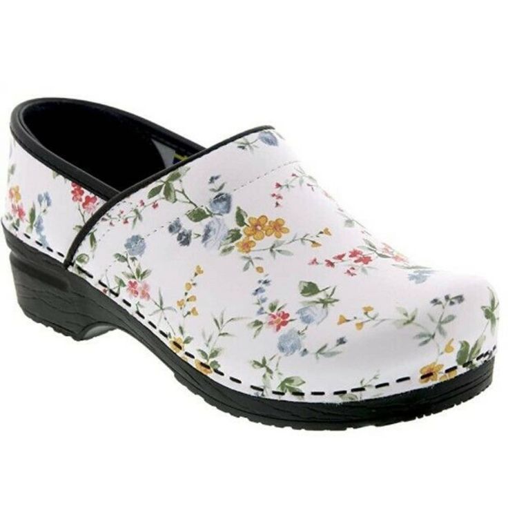 Bjork Swedish Professional Clogs New White Rubber Sole Clogs For Spring, White Clogs With Rubber Sole For Spring, White Closed Toe Clogs For Spring, White Closed Toe Clogs With Removable Insole, Spring White Clogs With Removable Insole, White Comfortable Spring Clogs, White Clogs With Cushioned Footbed And Round Toe, White Closed Toe Clogs With Cushioned Footbed, White Clogs With Cushioned Footbed