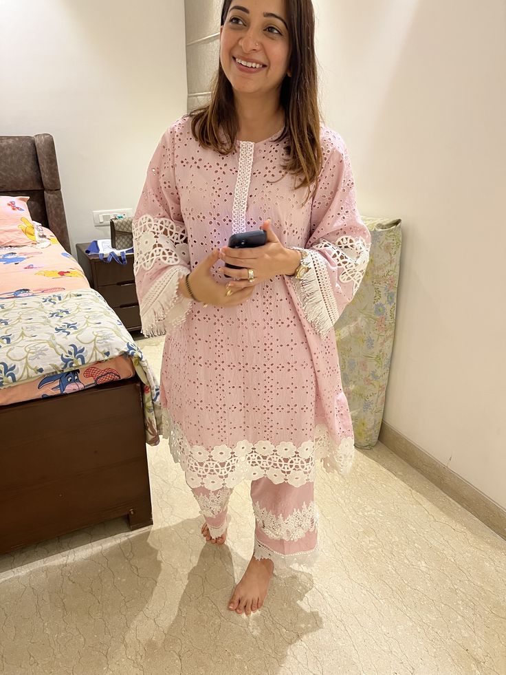 Chikankari Cord Sets, Chicken Lace Kurti Designs, Cord Set With Lace, Lace Co Ord Sets, Chicken Coord Sets For Women, Pakistani Tunics, Chicken Suit, Chicken Suits, Lace Designs On Suits