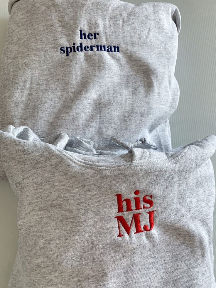 Spiderman Sweatshirt, Spiderman Hoodie, Matching Hoodies For Couples, Spiderman Gifts, Spiderman Shirt, Matching Hoodies, Cute Couple Outfits, Matching Sweaters