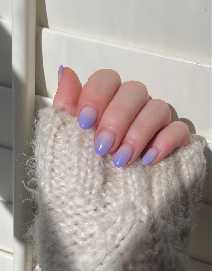 Ombre Pastel Nails, Lilac Ombre Nails, Lilac Gel Nails, Purple Gel Nails Ideas, Purple Blue Nails, Pastel Ombre Nails, Purple Ombré Nails, Mail Ideas Acrylic, Nails Lilac