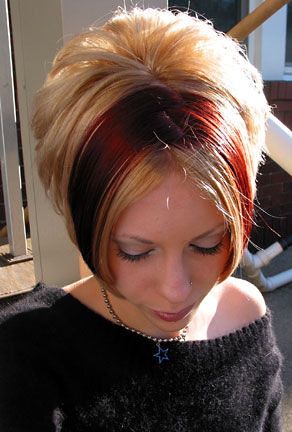 Reddish Blonde Hair, Mane Magic, Blond Hairstyle, Extreme Hairstyles, Hair Cuts 2017, Two Tone Hair, Two Toned Hair, Curly Pixie Hairstyles, Teased Hair