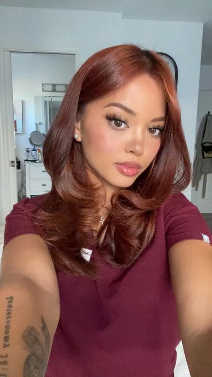 Face 💳 in 2022 | Wine red hair, Red brown hair, Ginger hair color Copper Brown Hair, Wine Red Hair, Red Hair Inspo, Wine Hair, Brown Hair Inspo, Ginger Hair Color, Red Brown Hair, Hair Color Auburn, Copper Hair Color