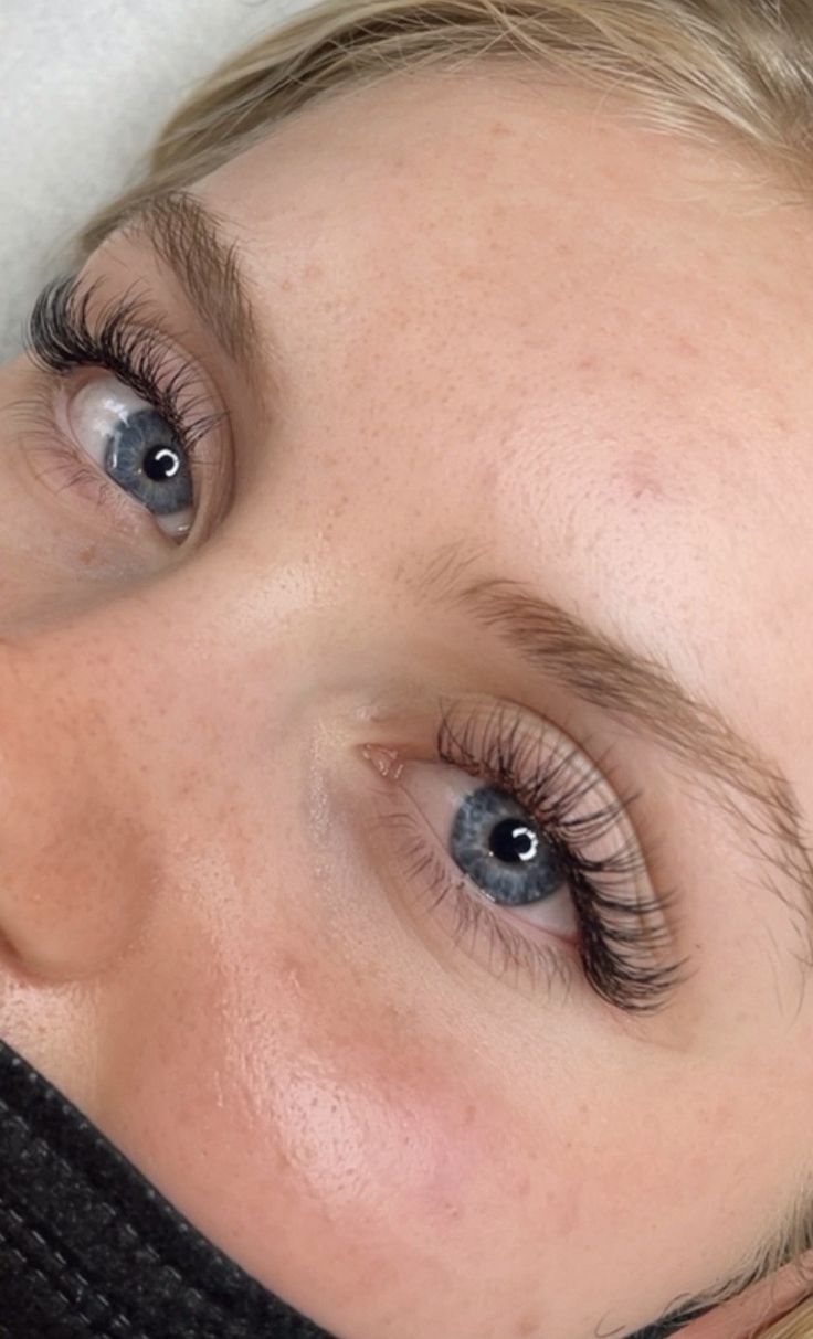 Classic Style Lash Extensions, Classic Fake Lashes, Classical Eyelash Extensions, Eyelash Extensions Redhead, Most Natural Eyelash Extensions, Natural Classic Set Eyelash Extensions, Perfect Lash Extensions, Natural Looking Lash Extensions Classic, Classical Lash Extensions