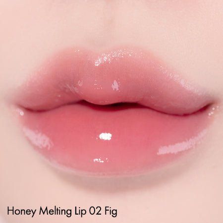 The set includes a Honey Melting Lip 02 Fig and 08 Black Cherry. Glides like melted honey 🍯 Our Honey Melting Lip will envelop your lips in a luxurious cocoon of texture, providing ultimate hydration and an extremely soft finish. Its chewy and bouncy texture glides seamlessly onto lips, like a rich honey syrup coating the surface. The high-shine gloss creates an unmistakable finish that will leave you feeling as though you’ve stepped right into the spotlight. Our must-have product has already g Bunny Tongue Lip Gloss, Pump Lips, Plump Lips Makeup, Strawberry Lips, Cute Lips, Heart Shaped Lips, Pretty Lips, Light Pink Lips, African Shea Butter