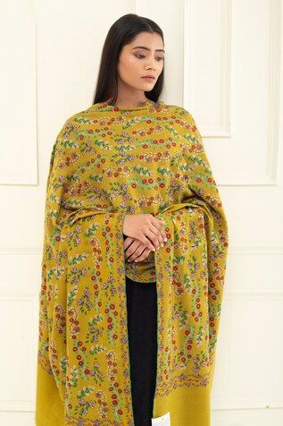 Green jama pashmina shawl featuring multicoloured thread embroidered mix floral vine motifs. - Aza Fashions Multicolor Pashmina Shawl With Chikankari Embroidery, Multicolor Pashmina Shawl With Resham Embroidery, Multicolor Embroidered Pashmina Dupatta With Chikankari, Multicolor Chikankari Embroidered Pashmina Dupatta, Multicolor Resham Embroidery Pashmina Shawl, Pashmina Dupatta With Floral Embroidery For Festivals, Festive Pashmina Dupatta With Floral Embroidery, Festival Pashmina Dupatta With Floral Embroidery, Traditional Floral Print Dupatta