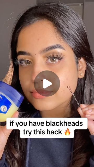 Doro Cubillo on Instagram: "if you have blackheads try this method to remove them: 💦 with clean skin apply @vaselinebrand on the areas that you see blackheads 💦 then cover the vaseline with some plastic wrap 💦 apply a warm cloth on the areas where you have vaseline for five minutes 💦 with a hair pin carefully clean the nose and be amazed of all the yellow stuff that comes out 😅  credits to @bronzedandbouje 🔥♥️" Blackheads And Whiteheads, Remove Blackheads From Nose, Blackheads On Nose, Exfoliate Skin, Clean Blackheads, Remove Blackheads, Make Up Videos, Petroleum Jelly, Glowing Skincare