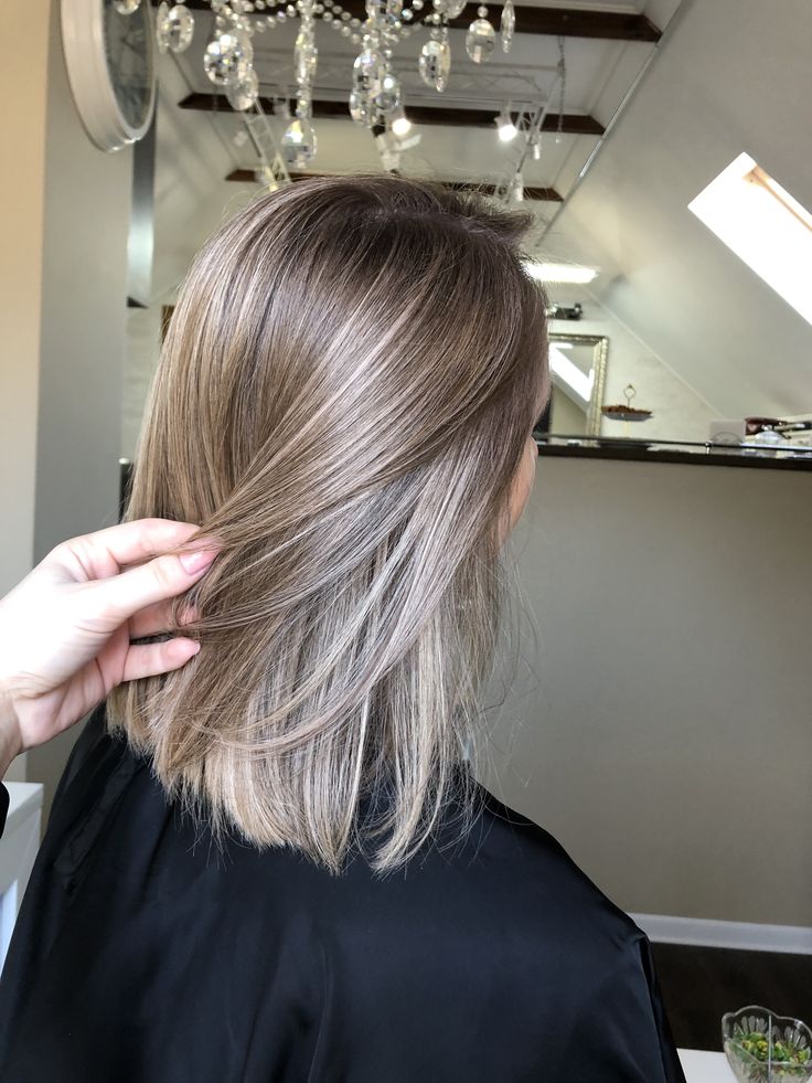 Ash Balayage Blonde, Hair Color For Lighter Skin Tone, Blonde Airtouch On Dark Hair, Straight Bronde Haircolor, Mocha Blonde Balayage, Dirty Blonde Hair With Highlights Short, Dirt Blonde Hair Color, Ash Blonde Babylights, Short Ash Blonde Hair