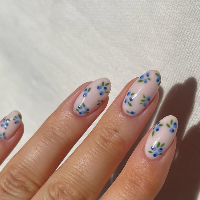 Rachel’s Beauty on Instagram: "Blueberries 🫐🌿☁️✨  • Prep @officialnavyprofessional  • Products Used- @the_gelbottle_inc  #RachelsBeauty #nailart #NailInspo #TheGelBottle #ScratchMagazine #NavyProTools #Missguided  #TheSoleWomens #Sundaysets #NailItDaily #NailItMag #prettylittlething #isawitfirst #asos #NailitMagazine #SpringNails #summernails #swirlnails #frenchnails #gelnails #nails2024 #TheSalonMagUK #autumnalnails #houseoftgb #autumnnails #blueberrynails" Europe Nails, Summery Nails, Soft Nails, Short Acrylic Nails Designs, Minimalist Nails, Fire Nails, Dream Nails, Funky Nails, Floral Nails