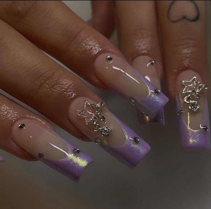 Pastel Goth Nails, Purple And Silver Nails, 16 Nails, Beige Nails Design, Deluxe Nails, Summer Gel Nails, Purple Acrylic Nails, Chrome Nails Designs, Grunge Nails