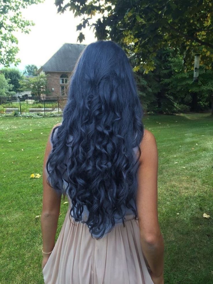 Midnight Blue Hair Curly, Dark And Light Blue Hair, Dark Blue Hair Curly, Midnight Blue Curly Hair, Dark Blue Hair Aesthetic, Dark Midnight Blue Hair, Dark Blue Curly Hair, Wavy Blue Hair, Midnight Blue Hair Color