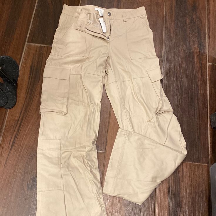 Nwt H&M Size 6 Cargo Pants Beige Color Beige Cargo Pants For Fall, Beige Utility Trousers, High Rise Beige Bottoms With Pockets, Fitted Beige Cargo Pants, Beige Full Length Utility Pants, Utility High Rise Beige Cargo Pants, Beige High Rise Utility Cargo Pants, High Rise Beige Utility Cargo Pants, Beige Utility Pants For Fall