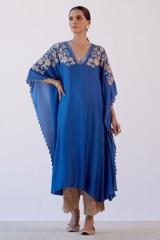 Shop for Devnaagri Blue Muslin Embroidered Kaftan And Palazzo Set for Women Online at Aza Fashions Kaftan Kurti, V Neck Kaftan, Kaftan Set, Rakhi 2024, Blue Kaftan, Dori Embroidery, Dori Work, Embroidered Kaftan, Embroidery Boutique