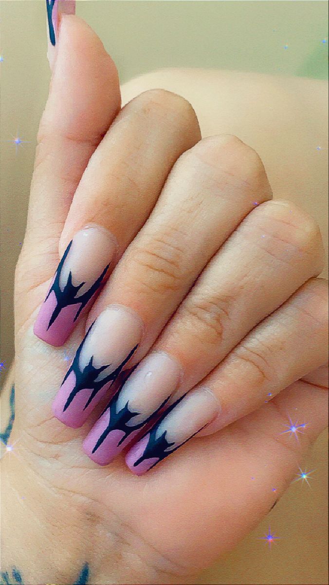 Natural pink with purple tips, bat frenchie Bat Nails Square, Purple Bat Nails, Bat Nails, Purple Tips, Halloween Acrylic, Lilac Nails, Halloween Acrylic Nails, October Nails, French Nail Art