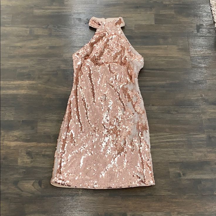 New! Forever 21 Dress Gorgeous Gold Champagne Sequin, Bare Backside Perfect For The Holidays, New Year!!! Champagne Sequin Dress, Gold Champagne, 21 Dress, Dresses Backless, Champagne Gold, Forever 21 Dresses, 21 Dresses, Sequin Dress, Gorgeous Dresses