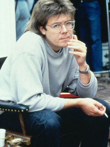 "What a director should be doing is making it appear as though there was no script." —JOHN HUGHES (1950-2009), Amer. film director and and screenwriter. John Hughes Films, John Hughes Movies, Ferris Bueller’s Day Off, Ferris Bueller's Day Off, Film Magazine, Writer Humor, Jennifer Grey, Miracle On 34th Street, Ferris Bueller