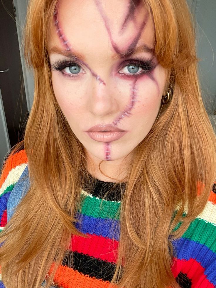 Chucky Shirt Outfit, Chunky Makeup Halloween, Girl Chucky Halloween Costume, Halloween Chucky Makeup, Cute Chucky Costume Women, Women Chucky Costume, Chucky Costume Makeup, Chucky Makeup Female Easy, Girl Chucky Makeup