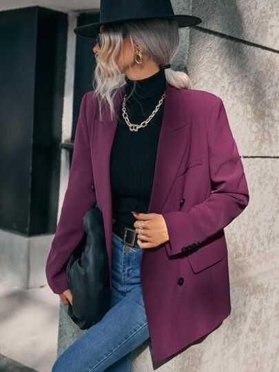 Burgundy Blazer Outfit Woman, Maroon Blazer Outfit, Purple Jacket Outfit, Purple Blazer Outfit, Burgundy Blazer Outfit, Blazer Outfits Women, Light Jeans Outfit, Fall Jackets Outfit