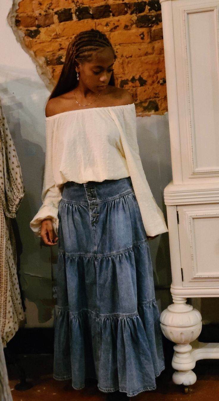 Crafted for ultimate comfort and style, our Free Flow Denim Skirt features a 5 button front and three tier design. Made with durable denim, this skirt is perfect for everyday wear and will elevate any outfit. Upgrade your wardrobe with this must-have piece. Diy Jean Maxi Skirt, Flowy Jean Skirt Outfits, Flared Jean Skirt Outfits, Tiered Denim Skirt Outfit, Denim Skirt Upcycle, Prairie Skirt Outfit, Flowy Denim Skirt, Long Jean Skirts, Maxi Denim Skirt Outfit