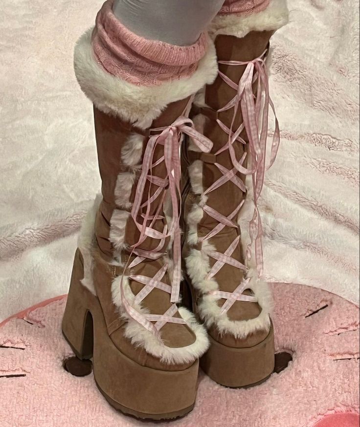 Neopolitan Ice Cream Aesthetic, Napoleon Ice Cream Aesthetic, Pink And Brown Shoes, Neapolitan Ice Cream Aesthetic, Neapolitan Aesthetic Outfit, Pink And Brown Outfit Aesthetic, Chocogirl Aesthetic, Neopolitan Aesthetic Outfit, Neopolitan Outfits