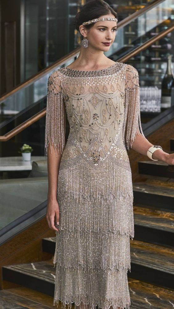 Dresses From The 1920's, 1920 Elegant Dresses, 20s Party Dress Gatsby, 20s Womens Fashion 1920s Evening Dresses, Vintage 1920s Flapper Dress, 1920s Inspired Dress, Roaring Twenties Outfit, The Great Gatsby Dresses, Gatsby Dress Ideas