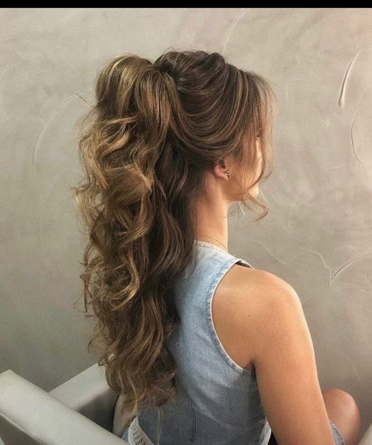 Roblox Names, Prom Hair Up, Cute Prom Hairstyles, Woman Hairstyles, Simple Prom Hair, Ball Hairstyles, Prom Hairstyles For Long Hair, Quince Hairstyles, Ponytail Hair Extensions