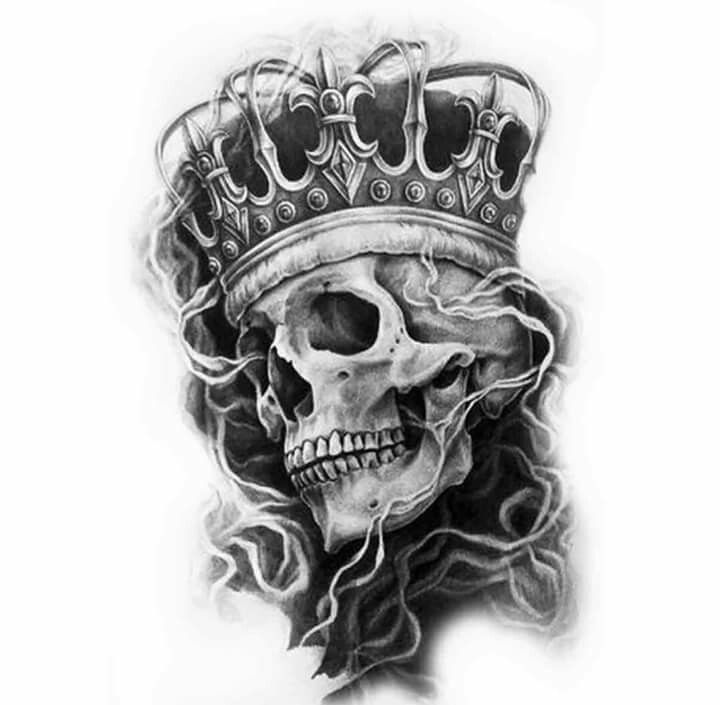 a skull with a crown on it's head is shown in black and white