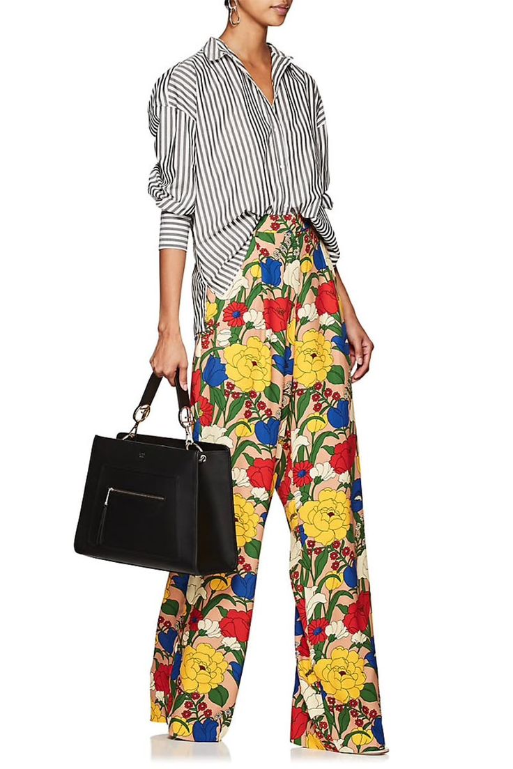 Outfit Formula: Pattern Mixed - YLF Mixing Patterns Fashion, Pattern Mixing Outfits, Mixed Prints Outfit, Mixing Prints Fashion, Floral Pants Outfit, Pattern Outfits, Floral Trousers, Outfit Formulas, Floral Pants